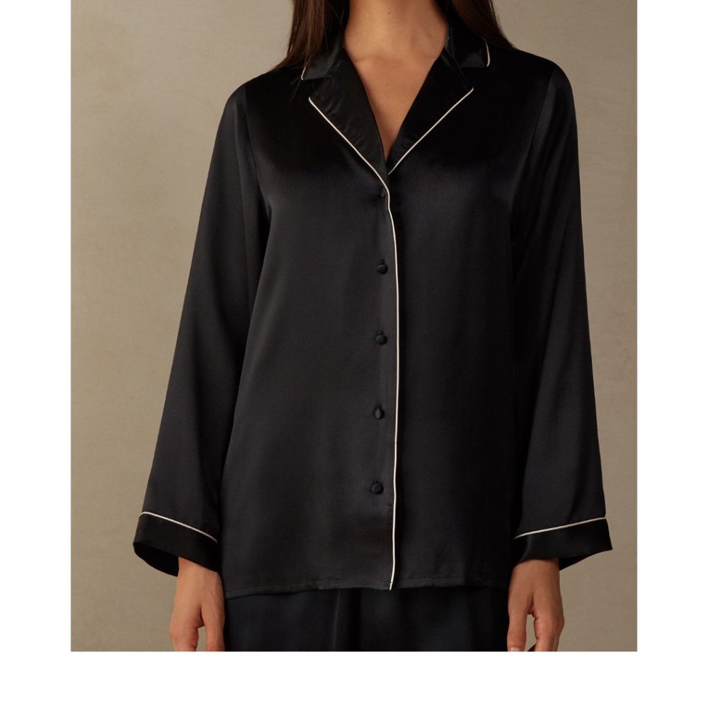 Pajama shirt